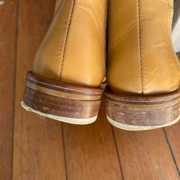 Everlane Modern Chelsea Boot in Camel Sz 5.5 - Picture 8 of 8